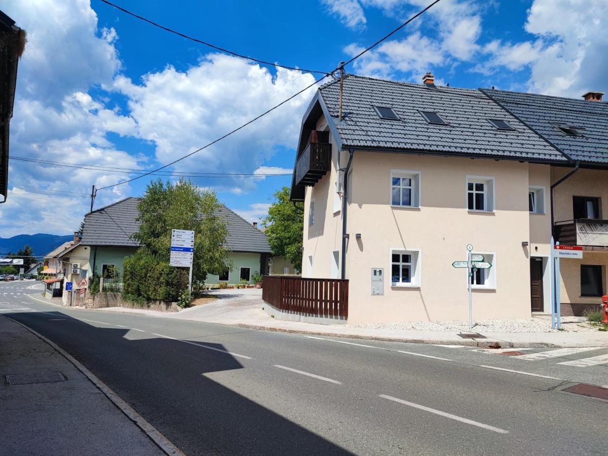 Corner House Apartments Near Lake Bled Radovljica Kültér fotó